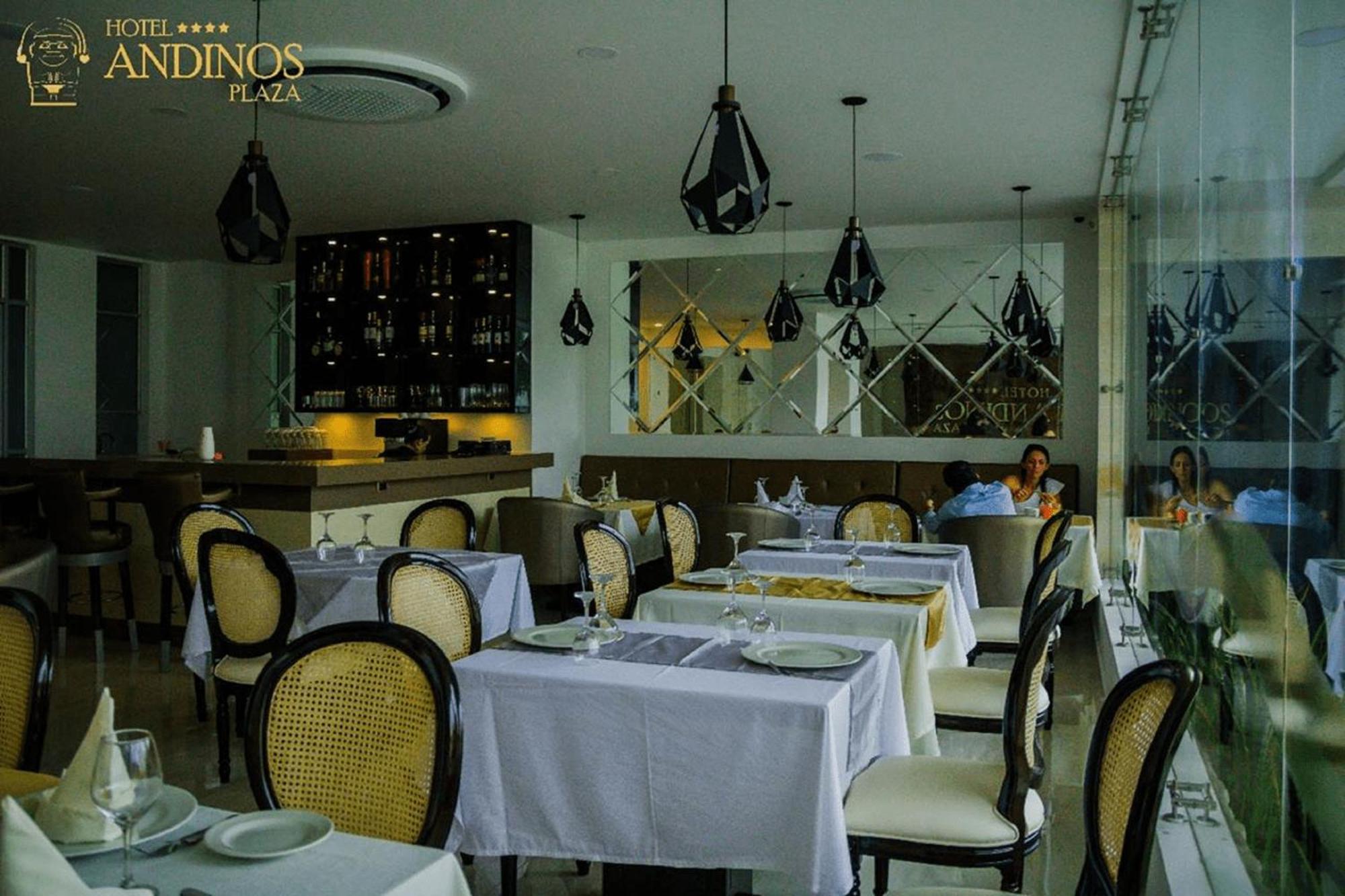 Hotel Andinos Plaza Florencia Exterior photo