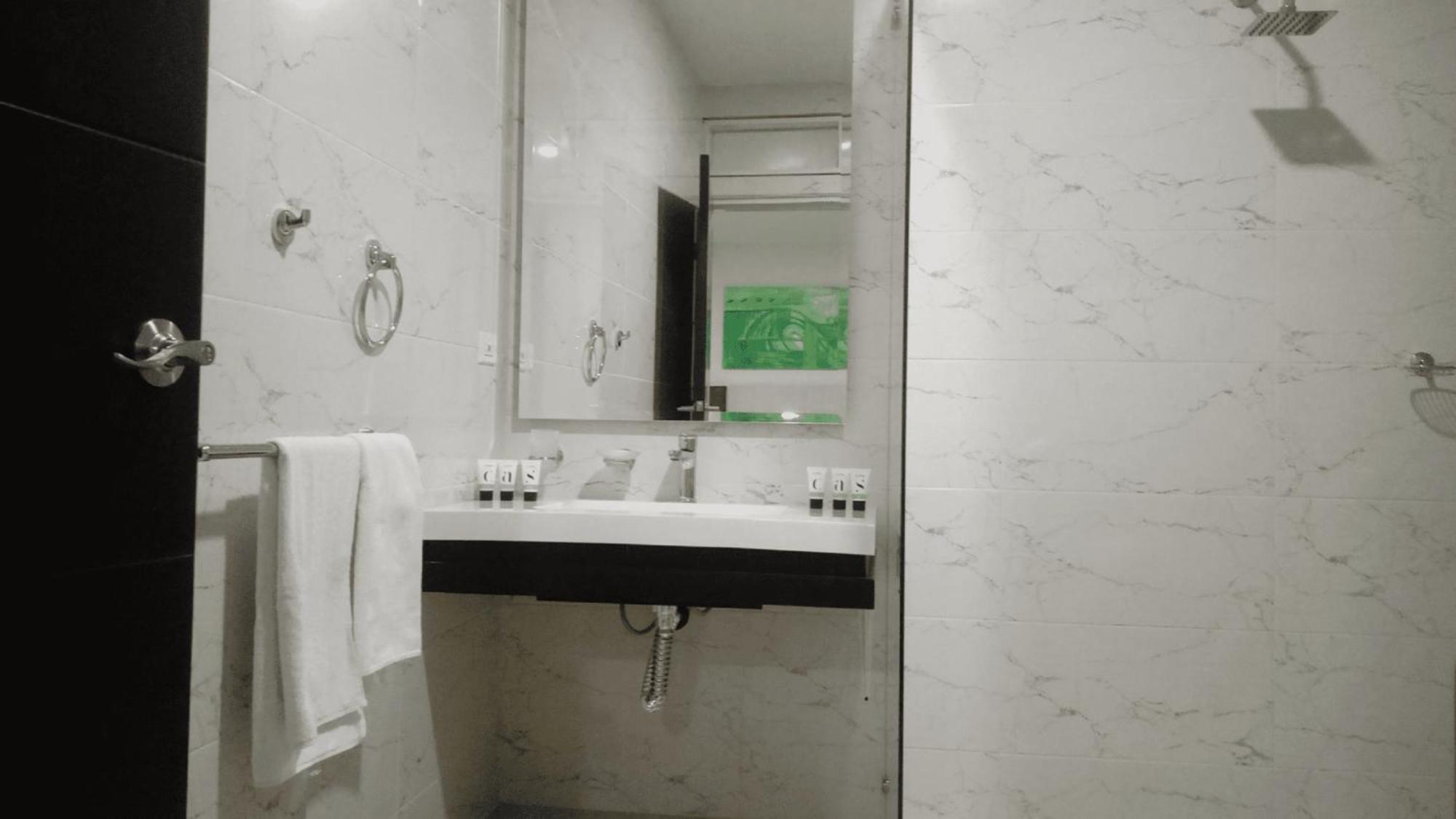 Hotel Andinos Plaza Florencia Exterior photo